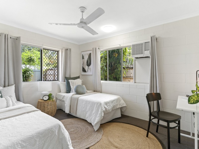 1/7 Golf St, Yorkeys Knob QLD 4878