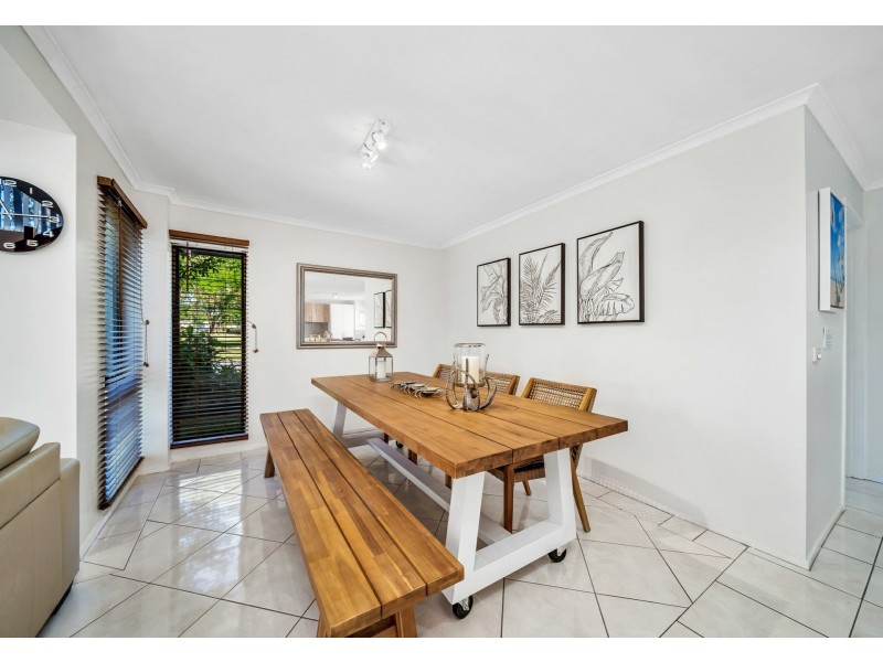6 Wongaling Beach Road, Wongaling Beach QLD 4852