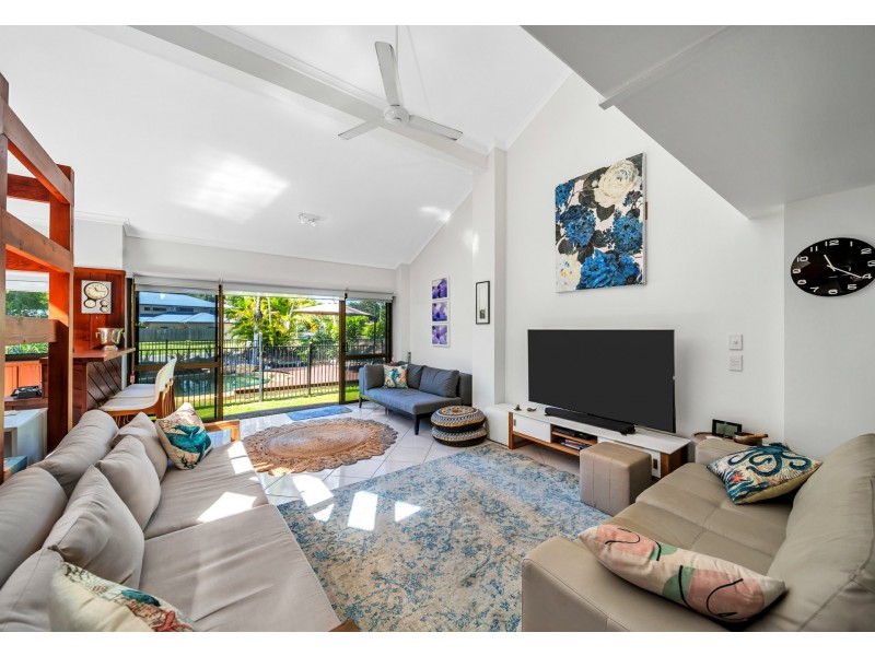 6 Wongaling Beach Road, Wongaling Beach QLD 4852