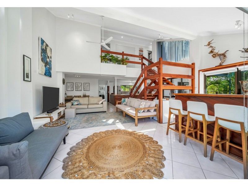 6 Wongaling Beach Road, Wongaling Beach QLD 4852
