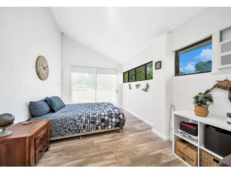 6 Wongaling Beach Road, Wongaling Beach QLD 4852