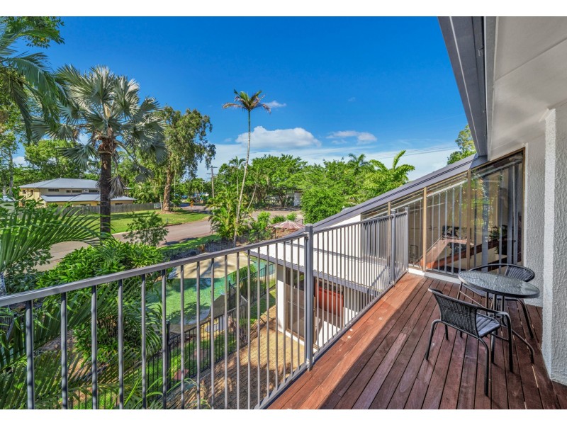 6 Wongaling Beach Road, Wongaling Beach QLD 4852