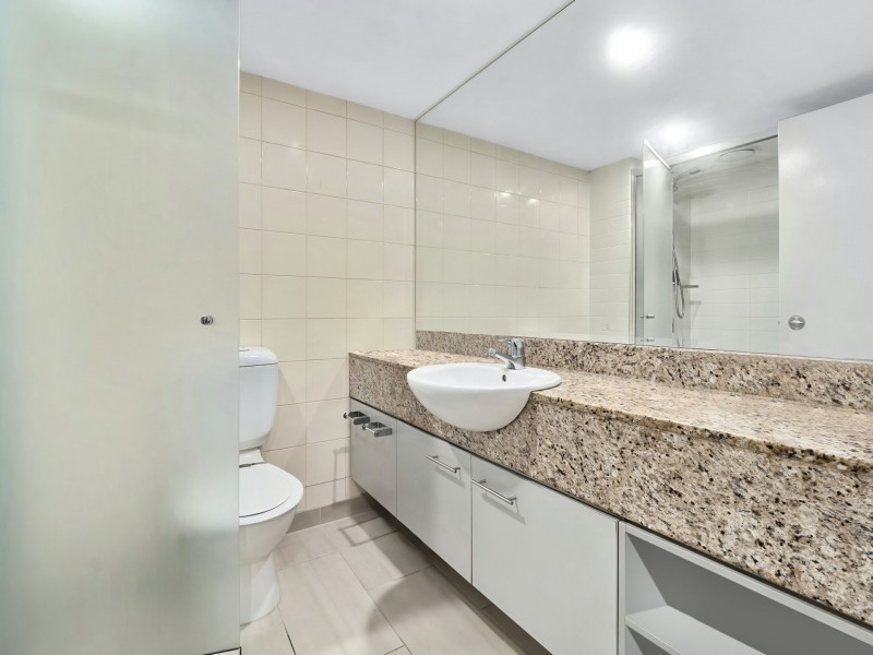 4303/2-22 Veivers Road, Palm Cove QLD 4879