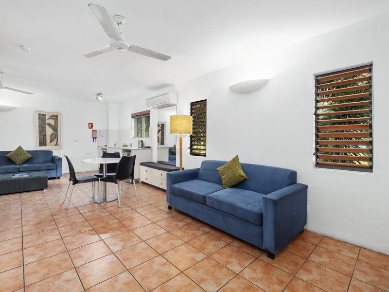 Unit 213/121 Williams Esplanade, Palm Cove QLD 4879