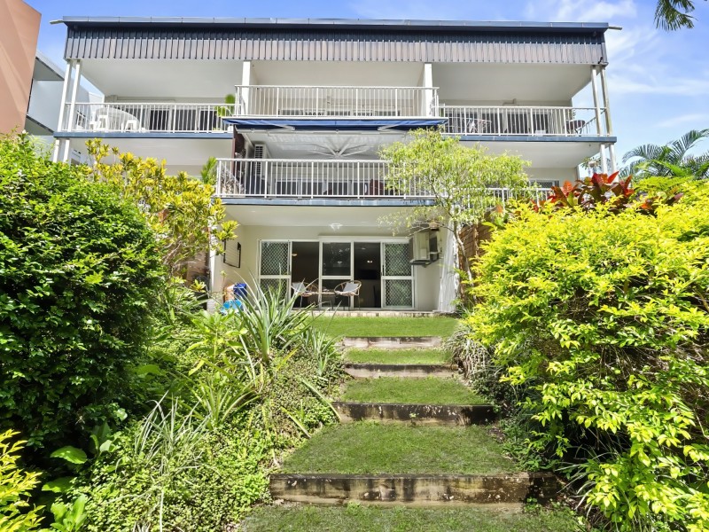 2/6 Deauville Close, Yorkeys Knob QLD 4878