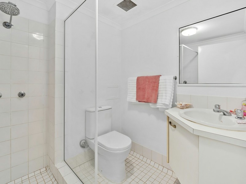 2/6 Deauville Close, Yorkeys Knob QLD 4878
