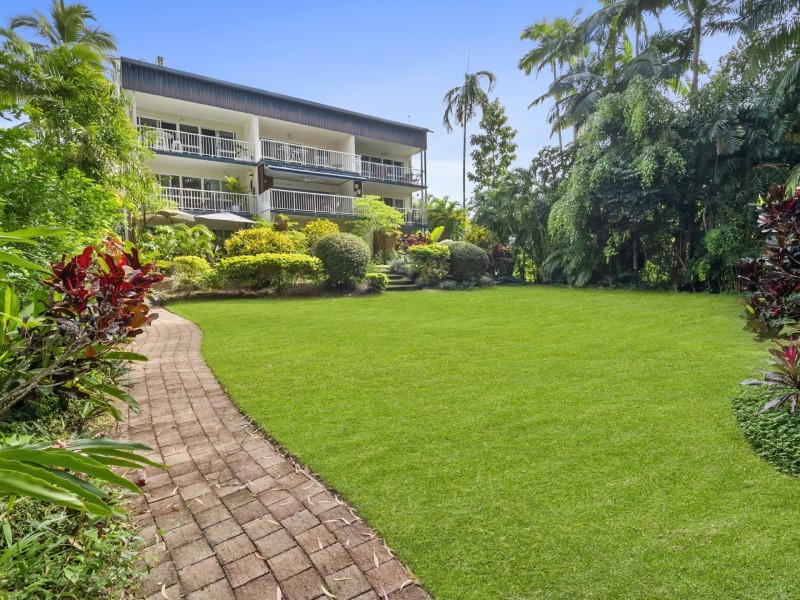 2/6 Deauville Close, Yorkeys Knob QLD 4878