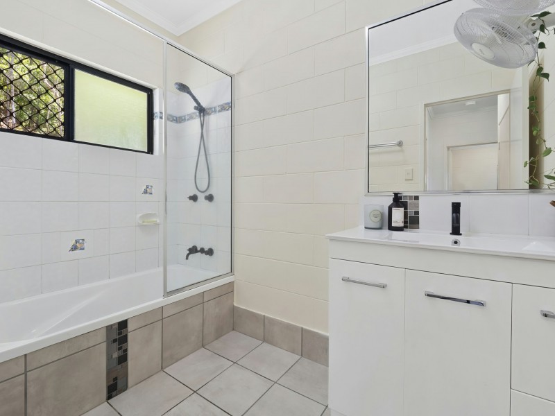 27 Wiltshire Drive, Gordonvale QLD 4865