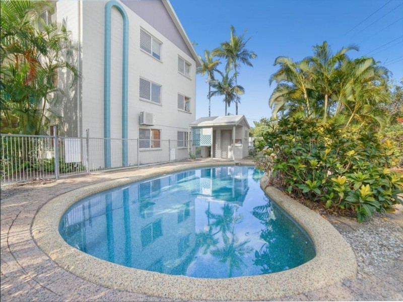 3/40-42 Old Smithfield Road, Freshwater QLD 4870