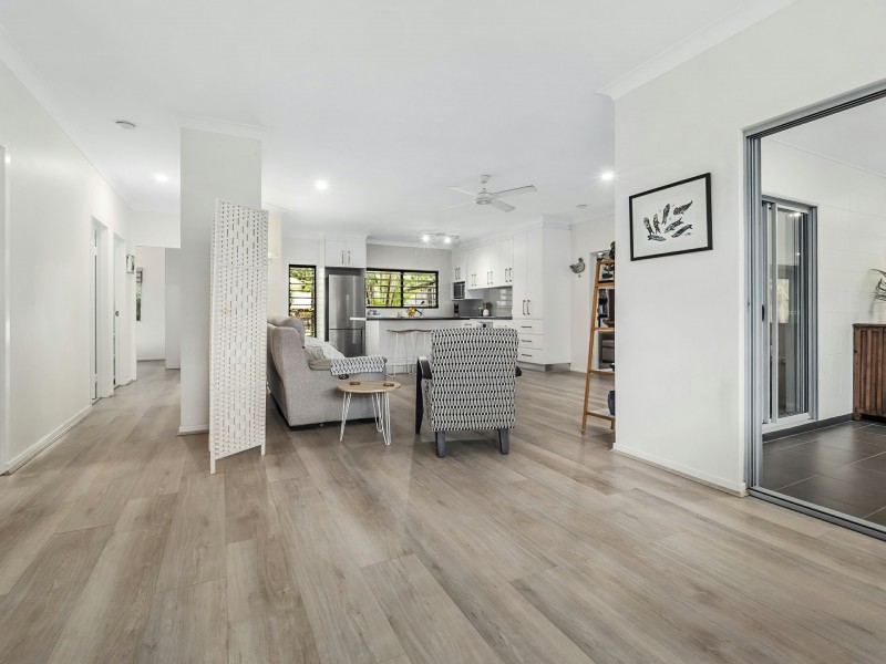 43-45 Beaver Street, Clifton Beach QLD 4879