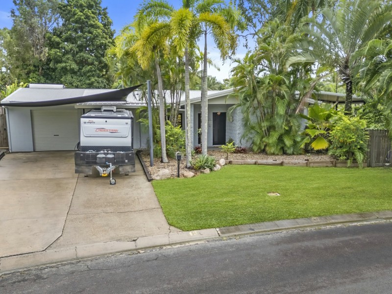 43-45 Beaver Street, Clifton Beach QLD 4879