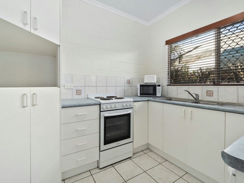 27 Osborn Crescent, Edmonton QLD 4869