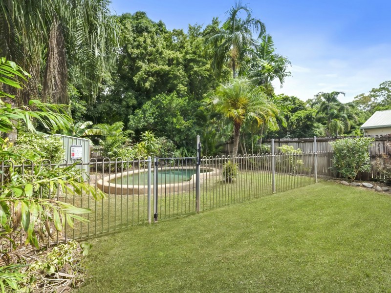 27 Osborn Crescent, Edmonton QLD 4869