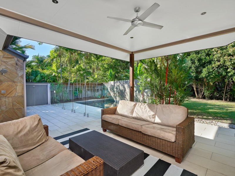 21 Aurelia Rd, Palm Cove QLD 4879