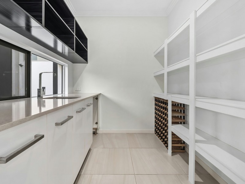 47 Freshwater Ave, Palm Cove QLD 4879