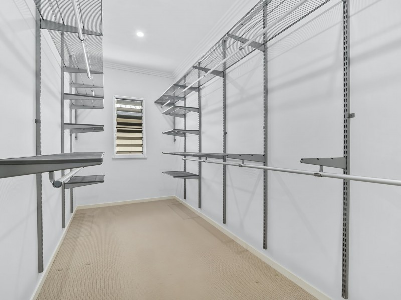 47 Freshwater Ave, Palm Cove QLD 4879