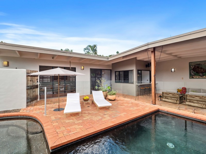 11 Euston Close, Clifton Beach QLD 4879