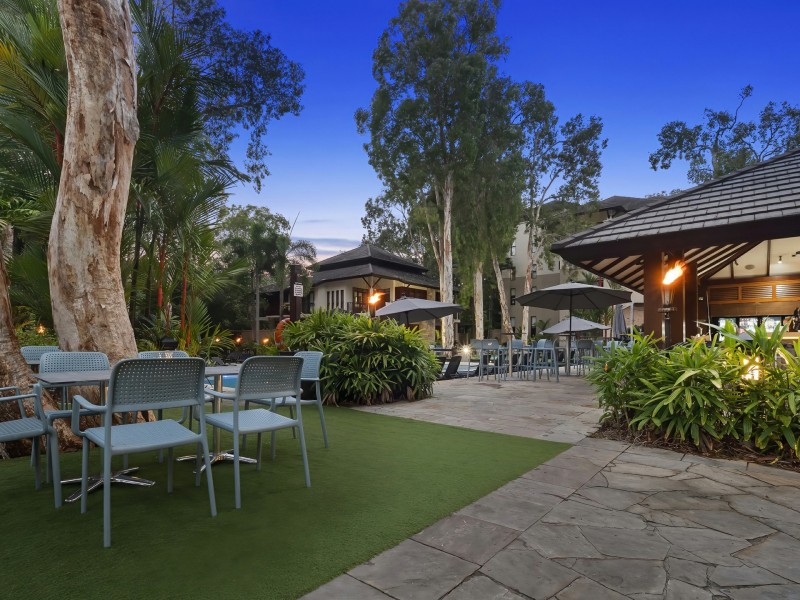 224-225/5 Triton Street, Palm Cove QLD 4879