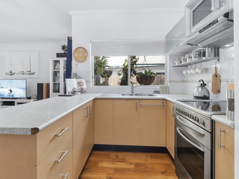 108/2-6 Lake Placid Road, Caravonica QLD 4878