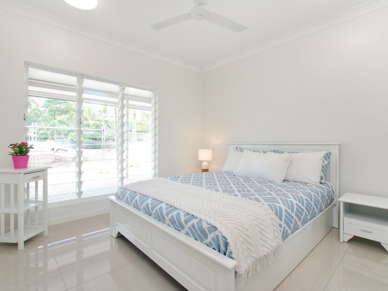 35-41 Upolu Esplanade, Clifton Beach QLD 4879