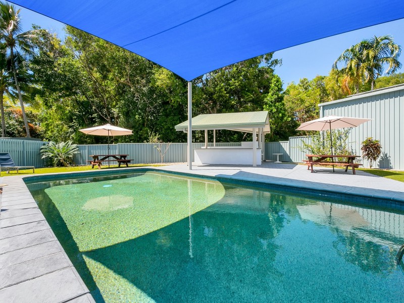 35-41 Upolu Esplanade, Clifton Beach QLD 4879