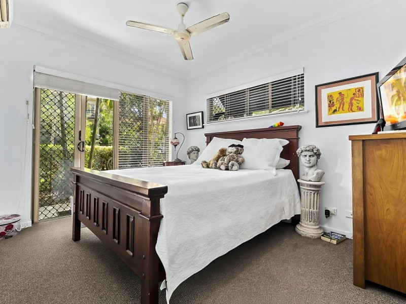 1202/44-62 Clifton Road, Clifton Beach QLD 4879