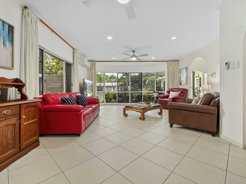 14 Ilse Close, Clifton Beach QLD 4879