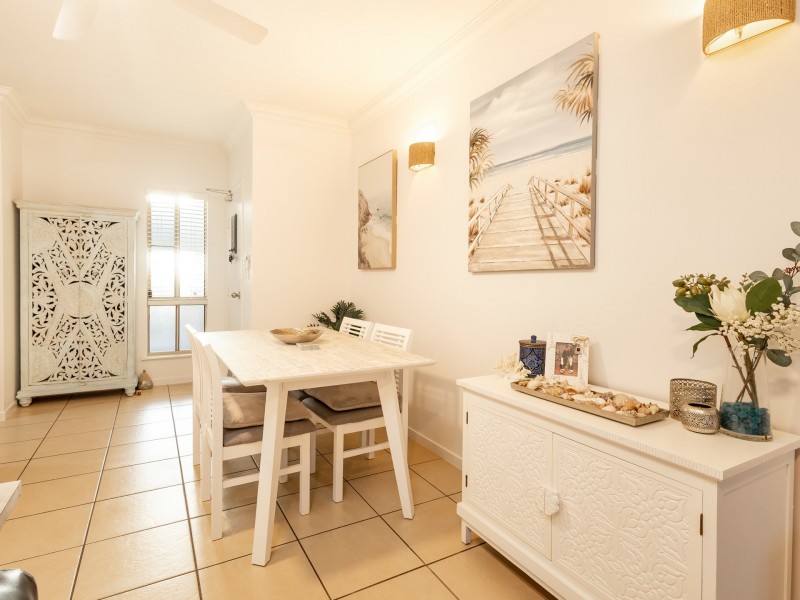 2205/40-42 Clifton Road, Clifton Beach QLD 4879