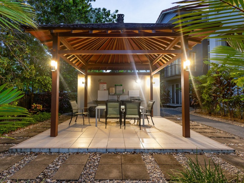 2205/40-42 Clifton Road, Clifton Beach QLD 4879