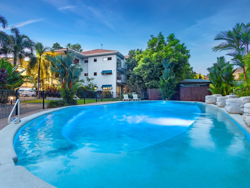 2205/40-42 Clifton Road, Clifton Beach QLD 4879