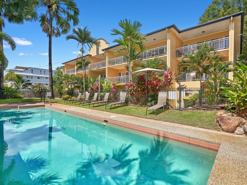 17/61-63 Sims Esplanade, Yorkeys Knob QLD 4878