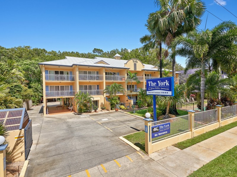 17/61-63 Sims Esplanade, Yorkeys Knob QLD 4878