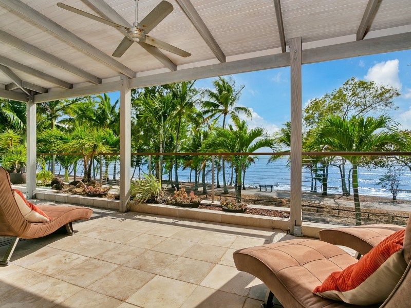 1/61-67 Arlington Esplanade, Clifton Beach QLD 4879