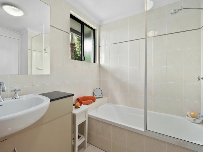 7/516-518 Varley Street, Yorkeys Knob QLD 4878