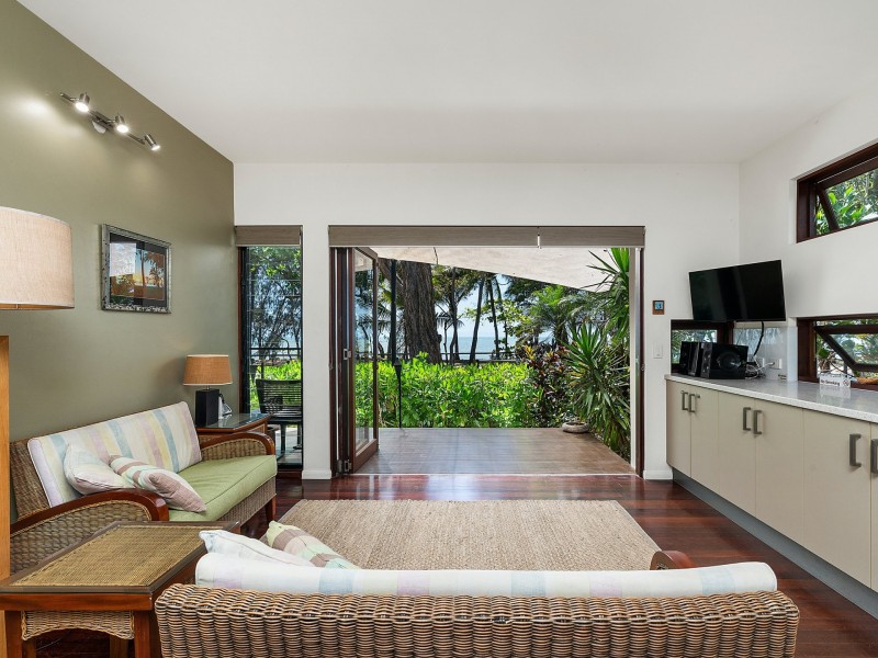 101 Upolu Esplanade, Clifton Beach QLD 4879