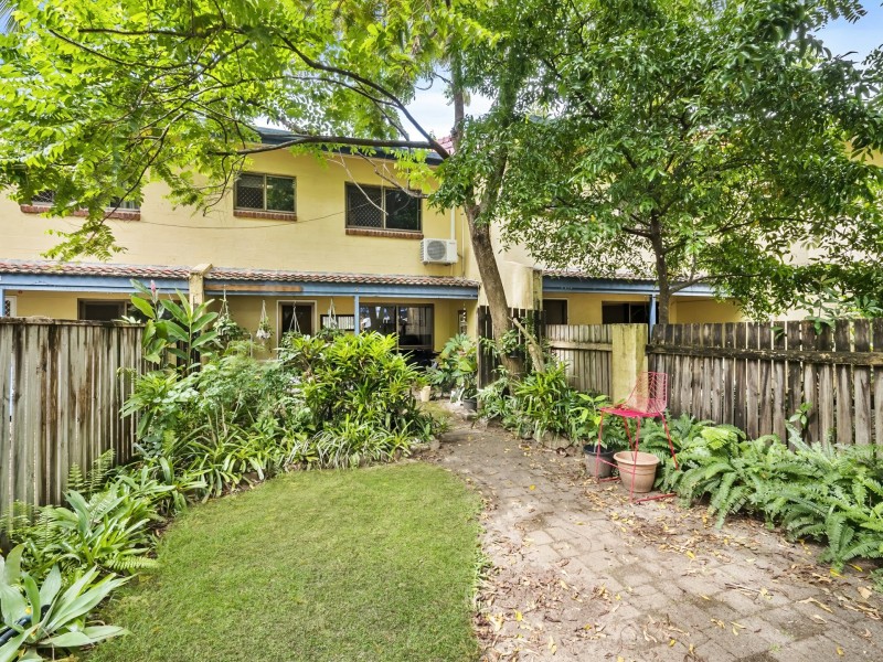 5/22-24 Palm Street, Holloways Beach QLD 4878