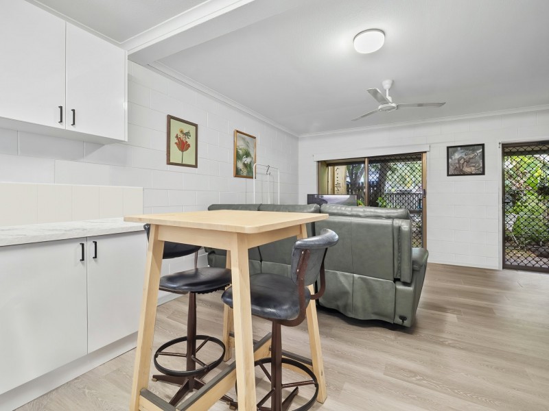 5/22-24 Palm Street, Holloways Beach QLD 4878