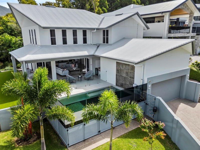 25 Freshwater Avenue, Palm Cove QLD 4879