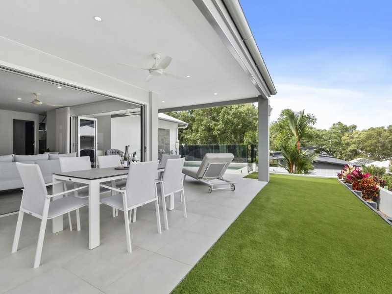 25 Freshwater Avenue, Palm Cove QLD 4879