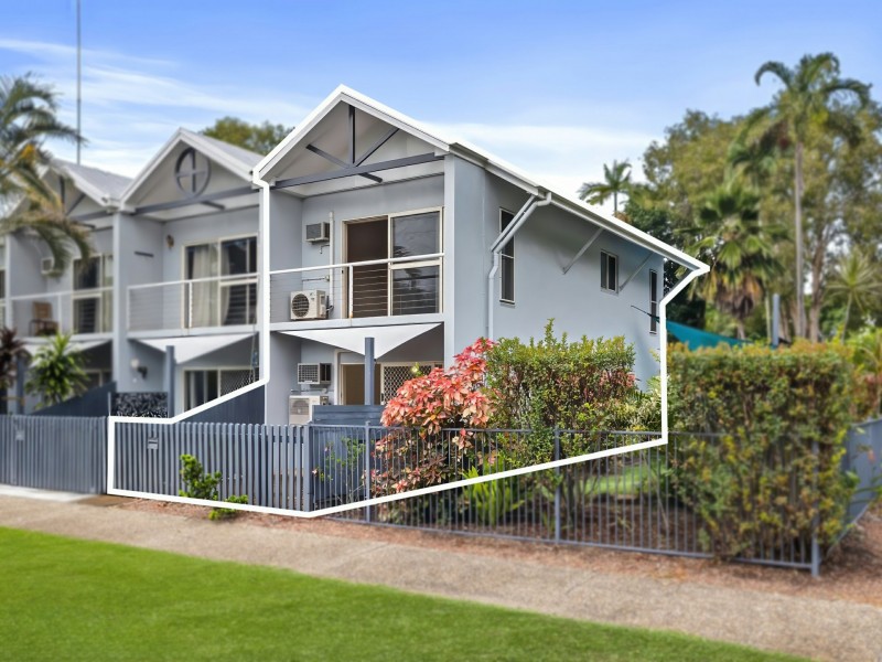 8/43-45 Rutherford Street, Yorkeys Knob QLD 4878