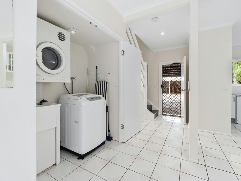 7/77-79 Moore Street, Trinity Beach QLD 4879