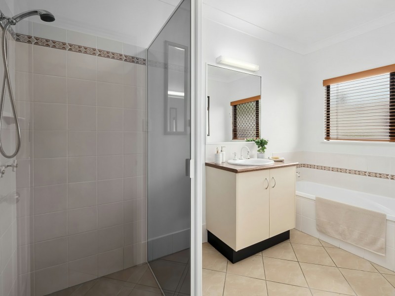 19 Kirra Close, Kewarra Beach QLD 4879