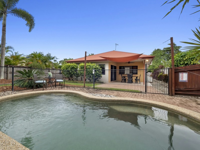 19 Kirra Close, Kewarra Beach QLD 4879