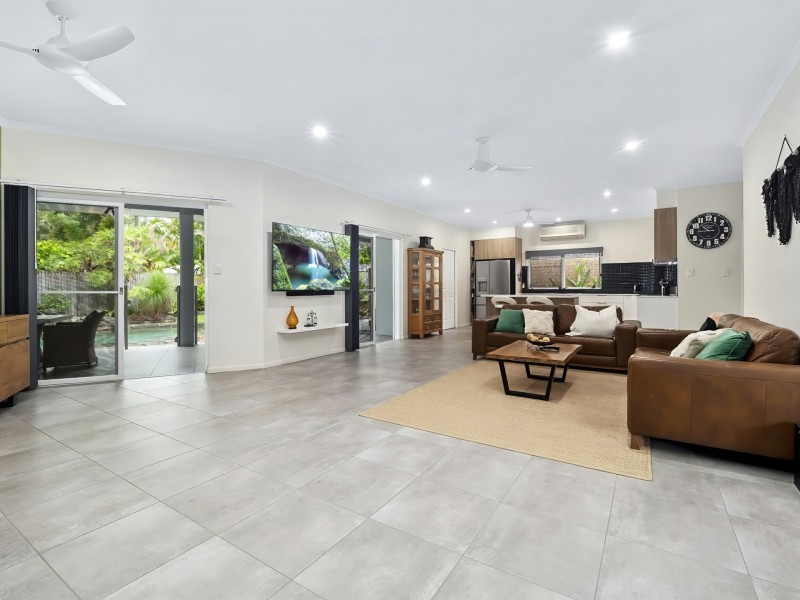44 Yule Avenue, Clifton Beach QLD 4879