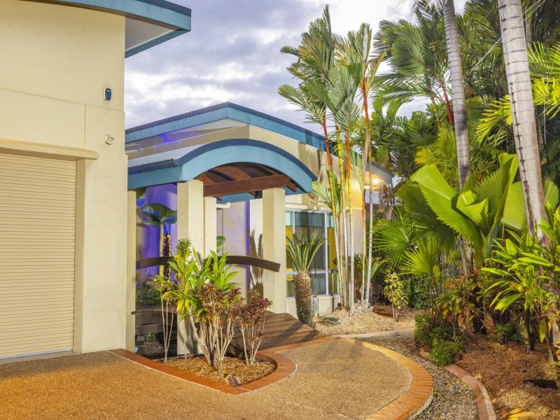 75 Keith Williams Drive, Cardwell QLD 4849