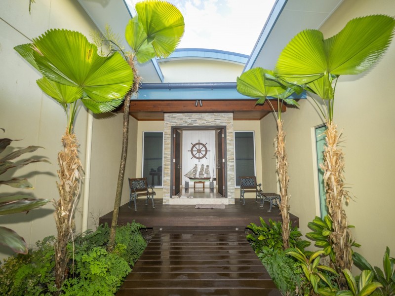 75 Keith Williams Drive, Cardwell QLD 4849