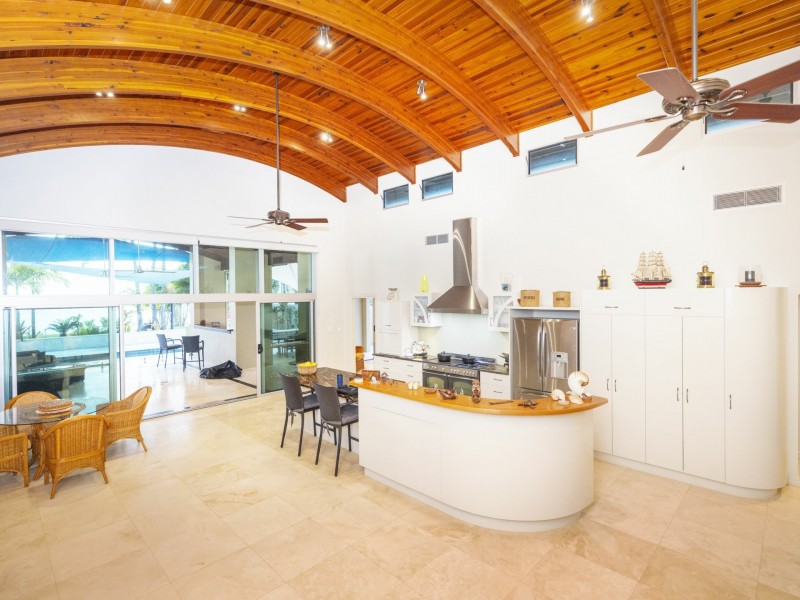 75 Keith Williams Drive, Cardwell QLD 4849