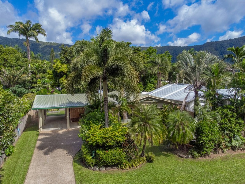 75 Moore Road, Kewarra Beach QLD 4879