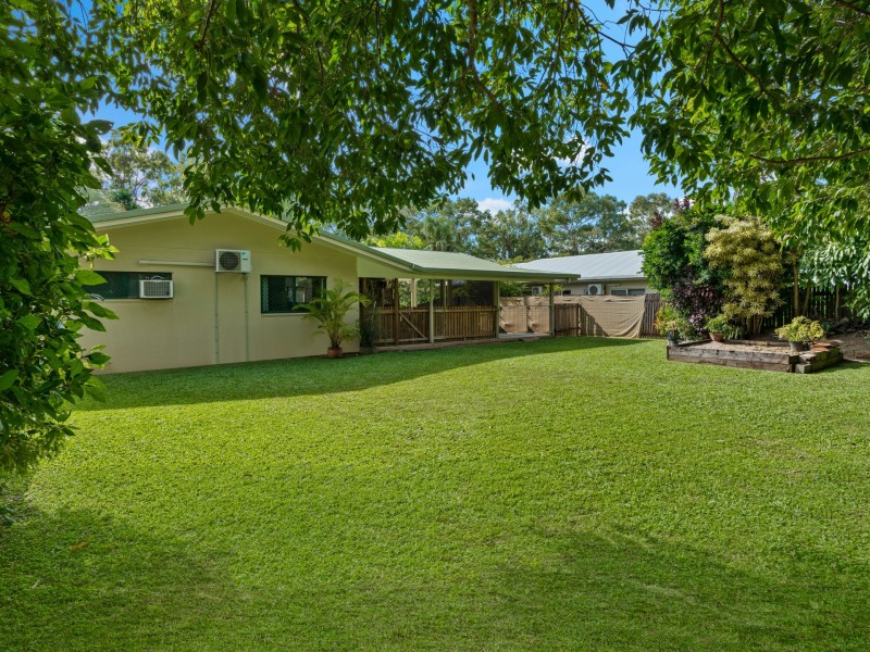 75 Moore Road, Kewarra Beach QLD 4879