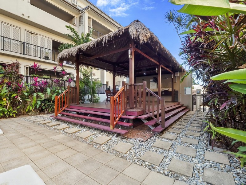 211/55-57 Clifton Road, Clifton Beach QLD 4879